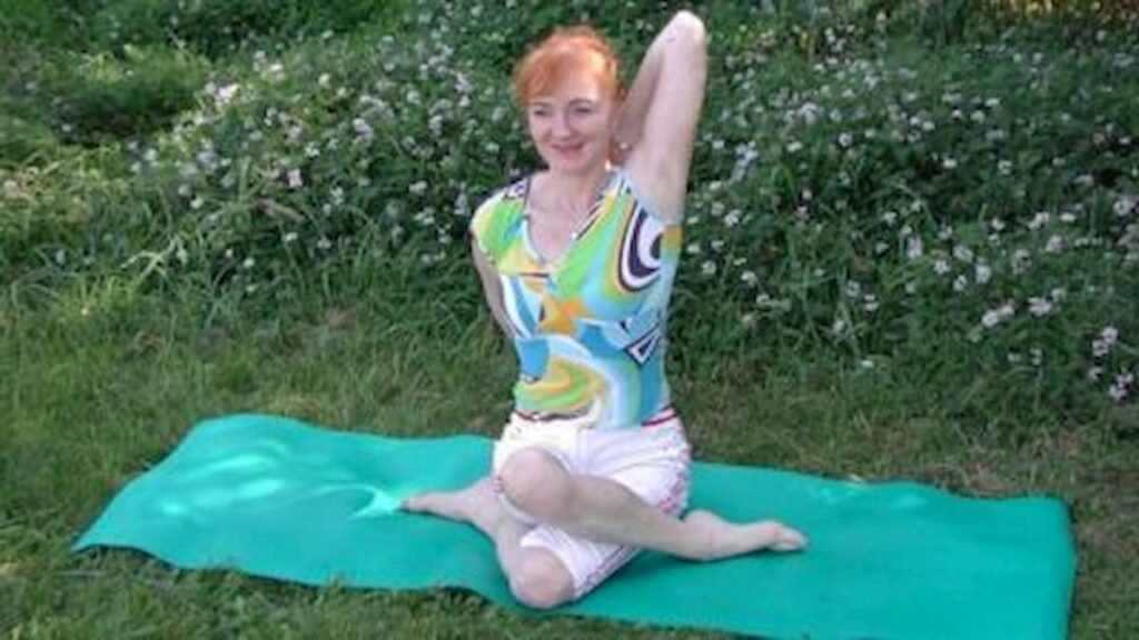 Gomukhasana