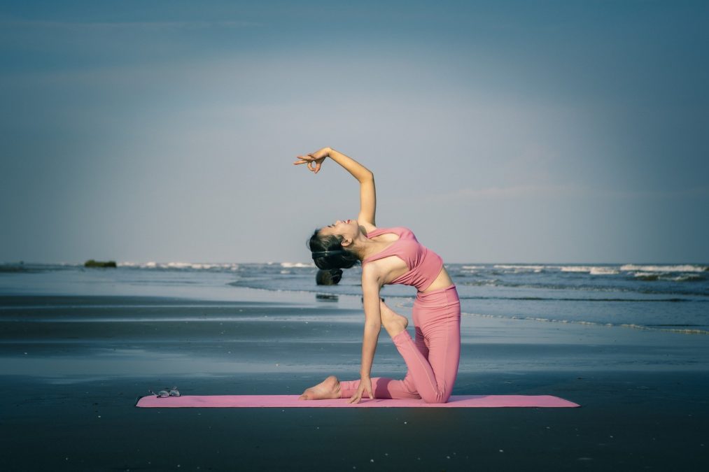 Ardha Ustrasana pose